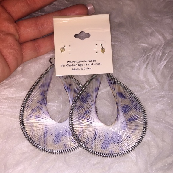 NWT✨ Animal Print Earrings - Picture 2 of 2